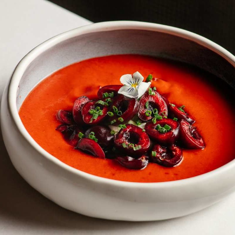 Рецепт болгарского холодного супа с огурцом | Меню недели